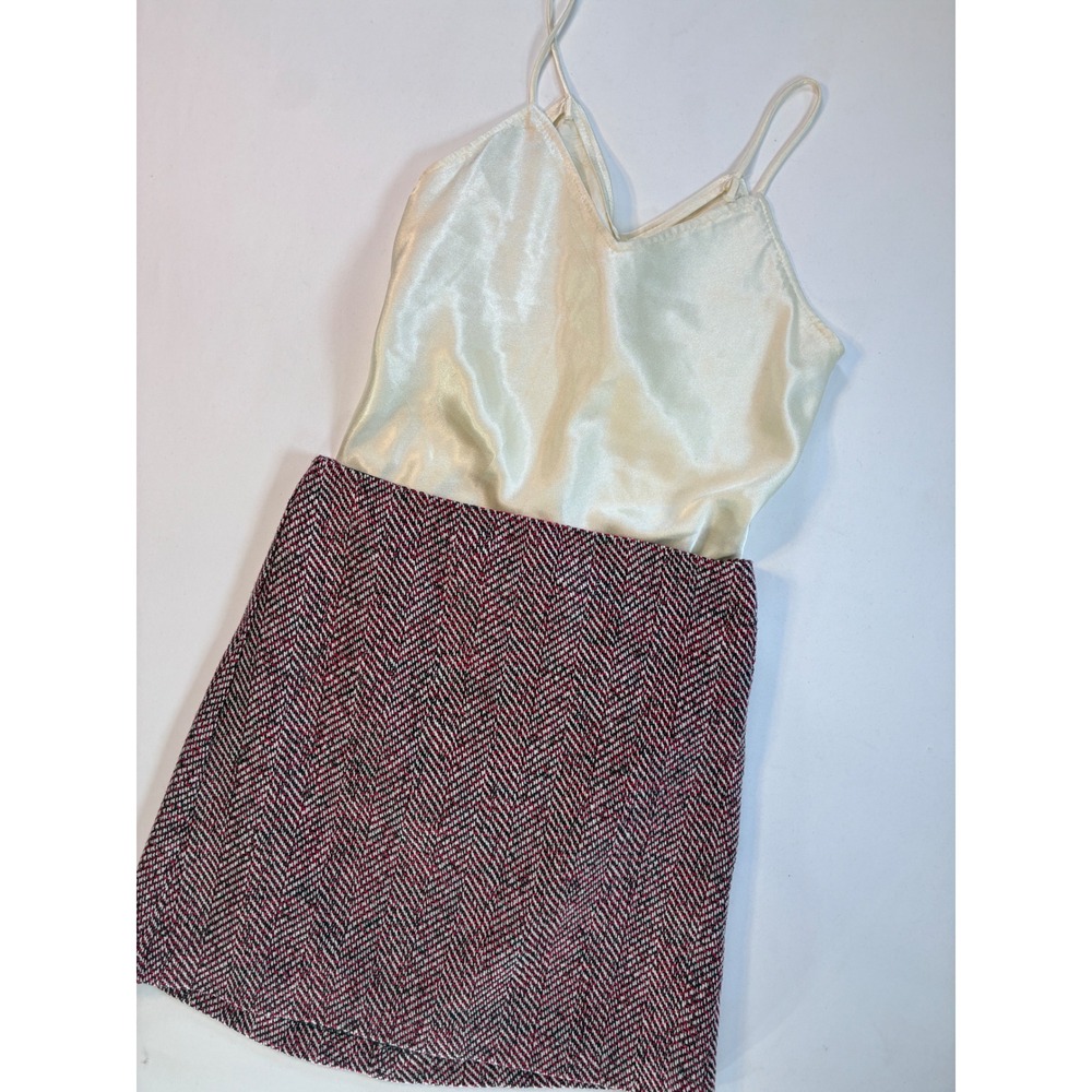 LOFT Womens 6 Mini Skirt Herringbone Tweed Academia Black‎ Red Corpcore Preppy - Picture 2 of 9